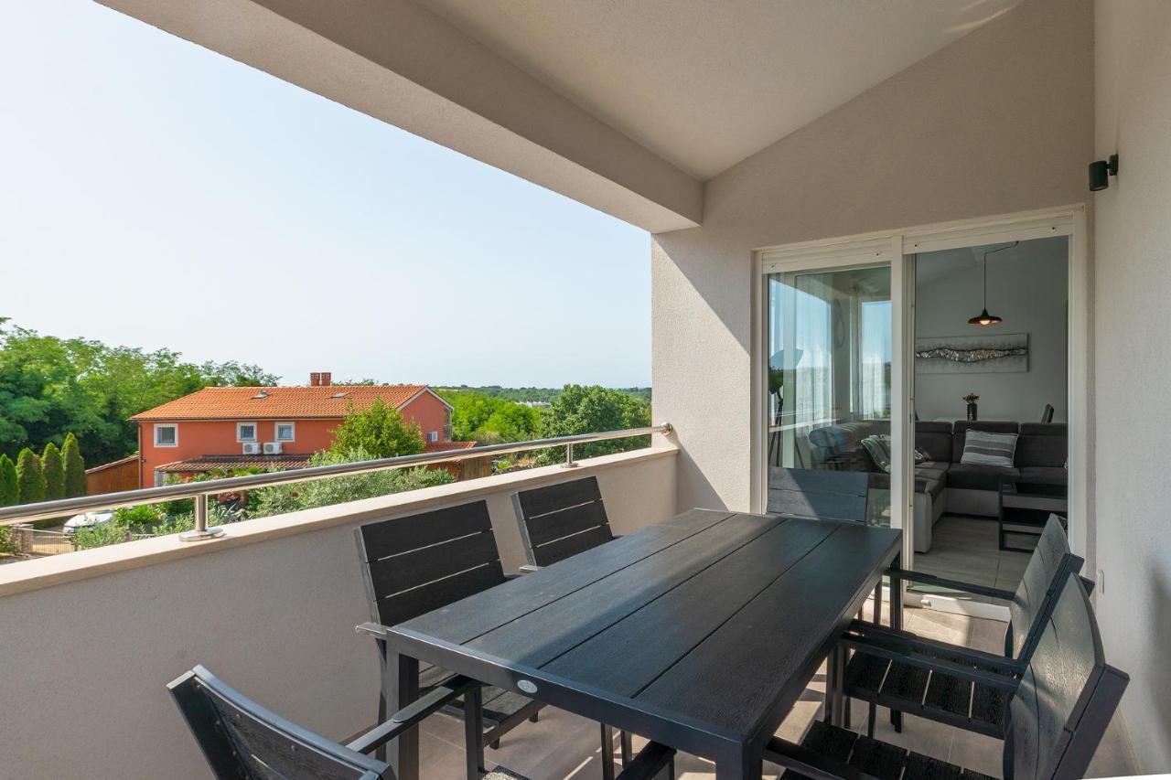 Apartments Medulin 2217 Exterior photo