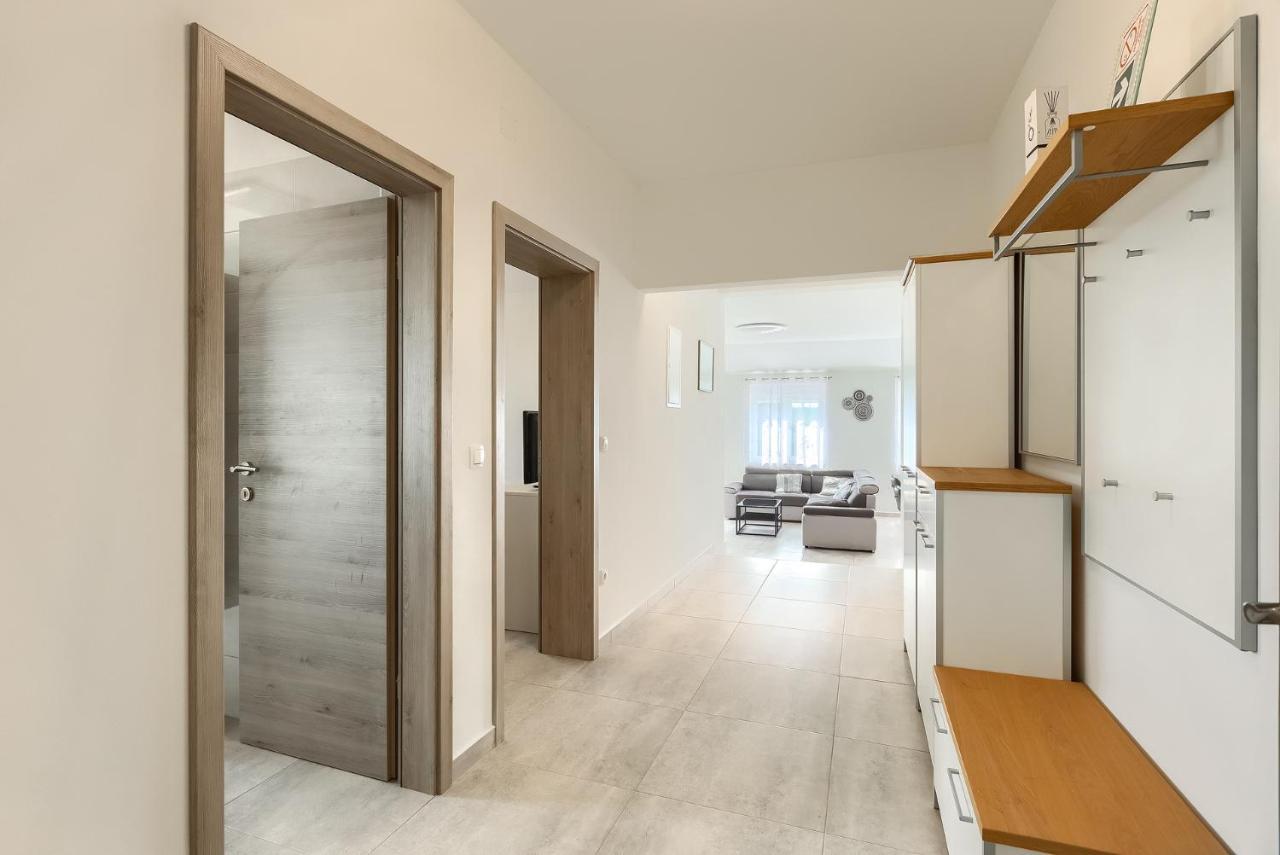 Apartments Medulin 2217 Exterior photo