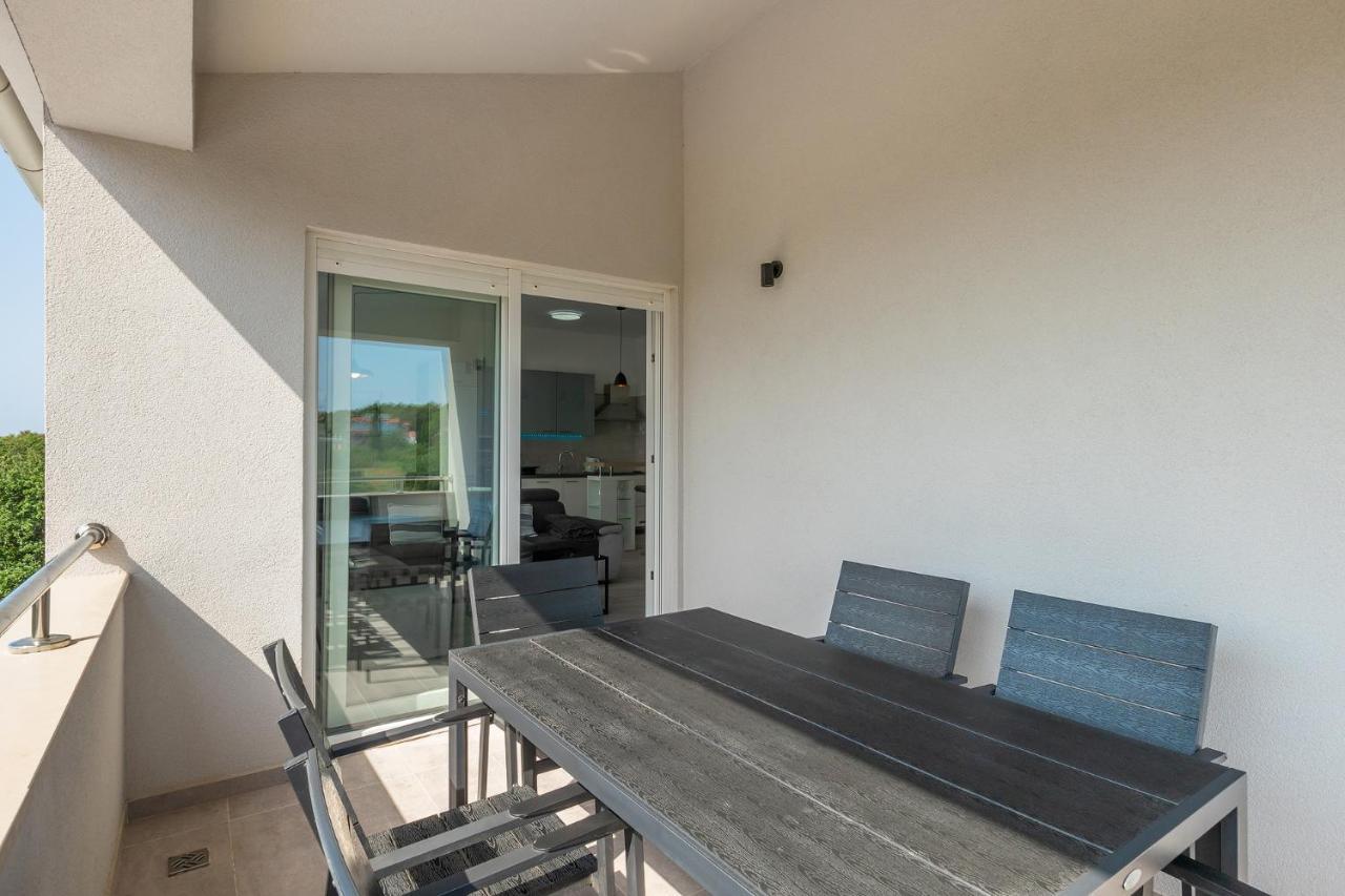 Apartments Medulin 2217 Exterior photo
