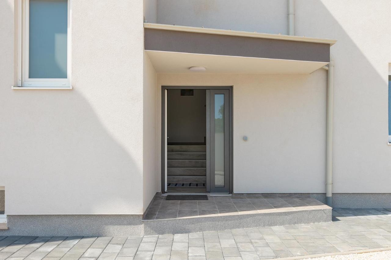 Apartments Medulin 2217 Exterior photo